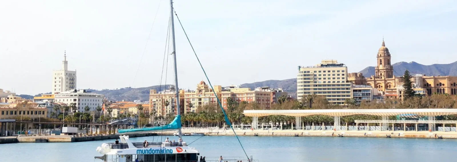 Catamaran sailing in Malaga’s Muelle Uno